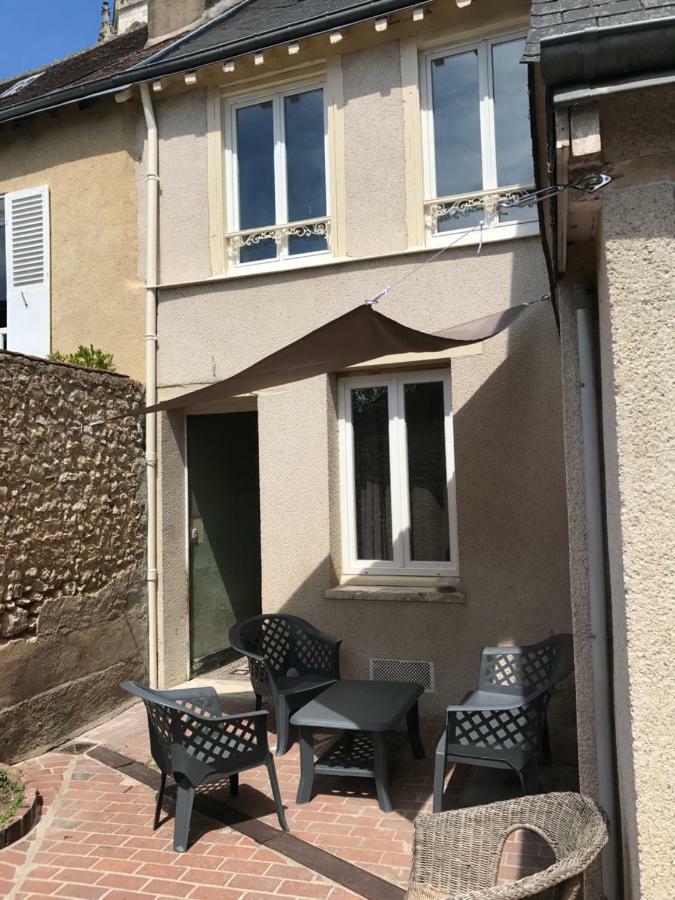 Appartement Au Coeur De Vendôme Eksteriør bilde